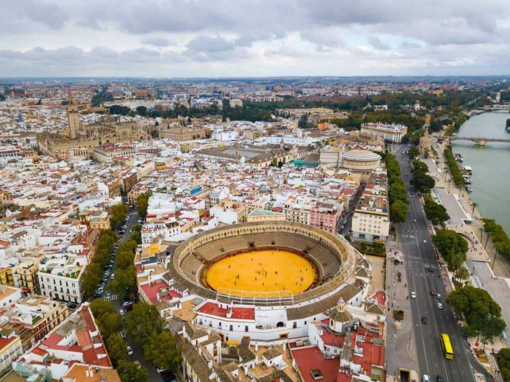 Arial photo of bullring during daytime